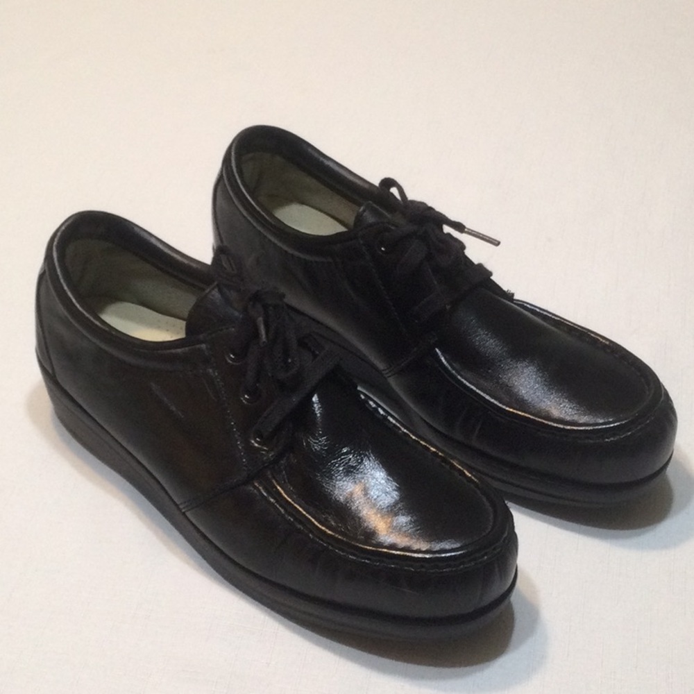 Lehigh Made in USA Leather Lace Up Shoes​